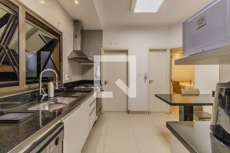 Apartamento à venda com 213m², 3 quartos e 3 vagasCozinha
