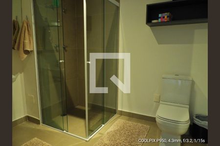 Banheiro de kitnet/studio à venda com 1 quarto, 53m² em Pinheiros, São Paulo