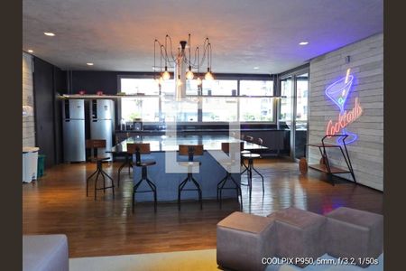 Studio à venda com 53m², 1 quarto e sem vagaÁrea comum - Salão de festas