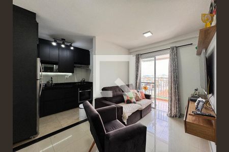 Sala de apartamento para alugar com 2 quartos, 50m² em Vila Curuçá, Santo André