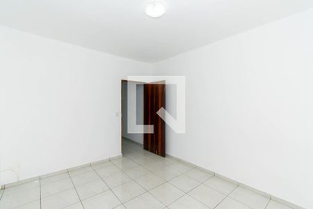 Quarto de casa para alugar com 1 quarto, 64m² em Jardim Santa Adélia, São Paulo