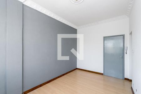 Sala de apartamento para alugar com 2 quartos, 49m² em Olaria, Rio de Janeiro