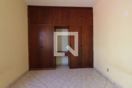 Quarto 1  de apartamento para alugar com 3 quartos, 120m² em Centro, Ribeirão Preto