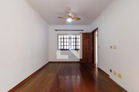 Sala de casa de condomínio para alugar com 3 quartos, 200m² em Jardim Monte Kemel, São Paulo