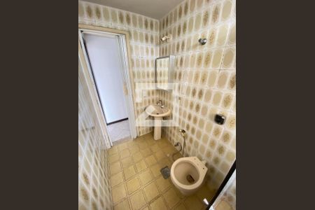 Banheiro de apartamento à venda com 1 quarto, 45m² em Del Castilho, Rio de Janeiro