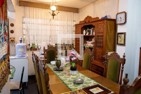 Casa à venda com 200m², 3 quartos e 1 vaga Casa à venda com 200m², 3 quartos e 1 vagaSala de Jantar