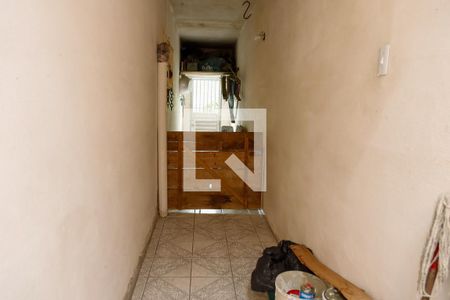 Casa à venda com 200m², 3 quartos e 1 vaga Casa à venda com 200m², 3 quartos e 1 vagaCorredor