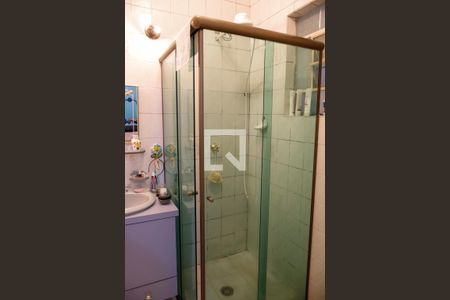 Casa à venda com 200m², 3 quartos e 1 vaga Casa à venda com 200m², 3 quartos e 1 vagaBanheiro da Suíte 2