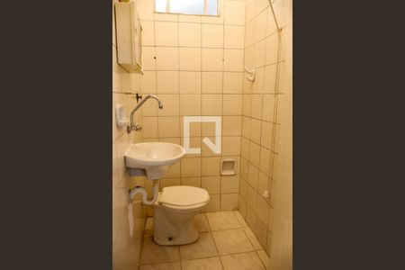 Casa à venda com 200m², 3 quartos e 1 vaga Casa à venda com 200m², 3 quartos e 1 vagaBanheiro