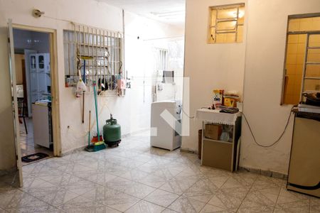 Casa à venda com 200m², 3 quartos e 1 vaga Casa à venda com 200m², 3 quartos e 1 vagaLavanderia