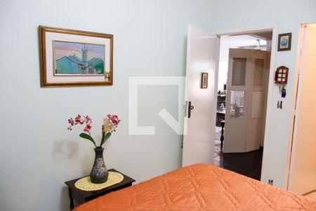 Casa à venda com 200m², 3 quartos e 1 vaga Casa à venda com 200m², 3 quartos e 1 vagaQuarto 2 - Suíte