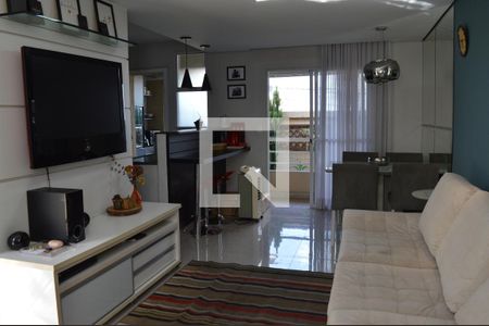 Sala de casa de condomínio para alugar com 3 quartos, 106m² em Cabral, Contagem