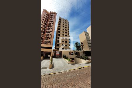 Apartamento à venda com 64m², 1 quarto e 1 vaga Apartamento à venda com 64m², 1 quarto e 1 vagaFachada