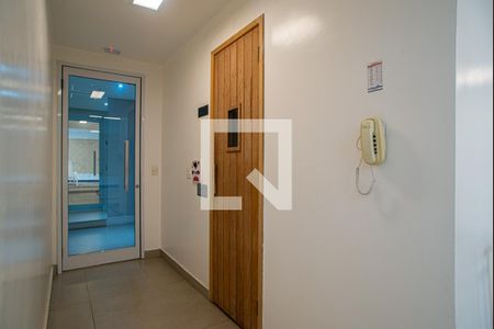 Apartamento à venda com 35m², 1 quarto e 1 vaga Apartamento à venda com 35m², 1 quarto e 1 vagaÁrea comum - Sauna
