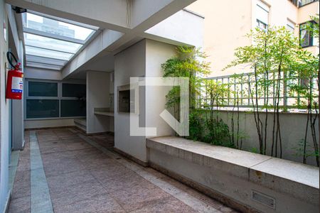 Apartamento à venda com 35m², 1 quarto e 1 vaga Apartamento à venda com 35m², 1 quarto e 1 vagaÁrea comum - Churrasqueira