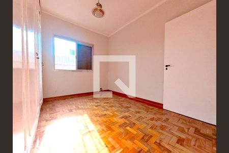 Casa à venda com 200m², 3 quartos e 1 vaga Casa à venda com 200m², 3 quartos e 1 vagaQuarto 2