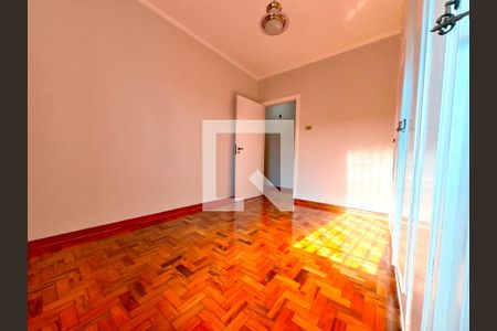 Casa à venda com 200m², 3 quartos e 1 vaga Casa à venda com 200m², 3 quartos e 1 vagaQuarto 2