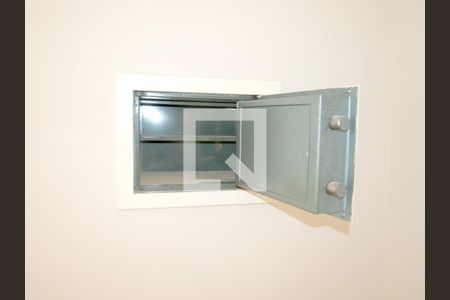 Quarto 1 - Cofre de casa à venda com 3 quartos, 200m² em Vila Bonilha, São Paulo