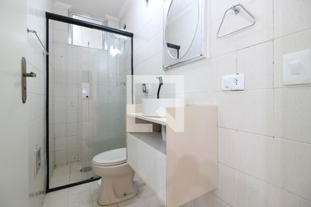 Banheiro  de apartamento para alugar com 2 quartos, 64m² em Pinheiros, São Paulo