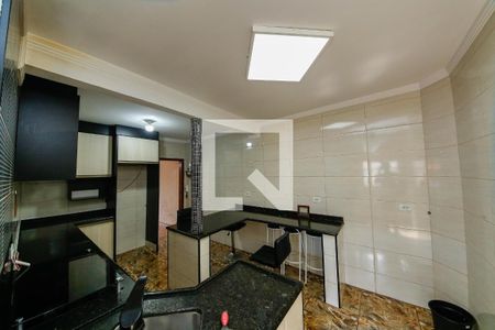 Casa para alugar com 250m², 4 quartos e 2 vagas Casa para alugar com 250m², 4 quartos e 2 vagasCozinha