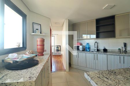 Apartamento à venda com 163m², 3 quartos e 2 vagasCozinha