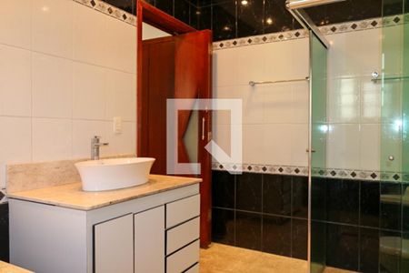 Casa à venda com 480m², 3 quartos e 7 vagasSuíte Master