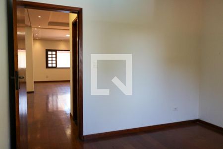 Casa à venda com 480m², 3 quartos e 7 vagasEscritório