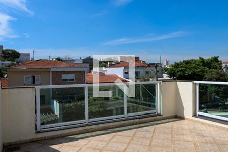 Casa à venda com 480m², 3 quartos e 7 vagasSacada 3º Piso - Fundos