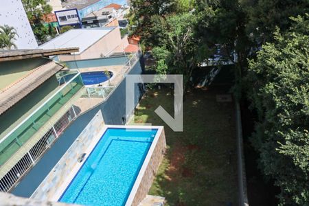 Casa à venda com 480m², 3 quartos e 7 vagasSacada 3º Piso - Fundos