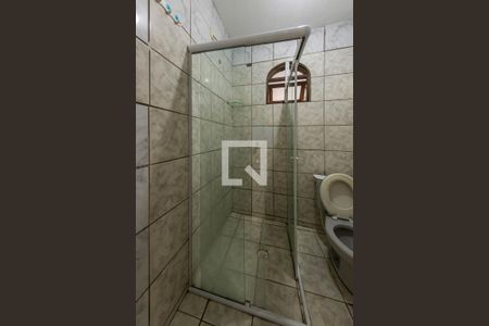 Banheiro  de casa para alugar com 1 quarto, 75m² em Jardim Regina, São Paulo