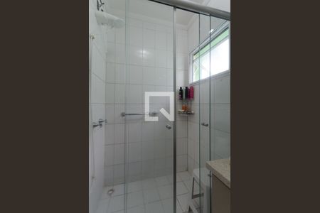 Casa à venda com 232m², 3 quartos e 3 vagasBanheiro da Suíte