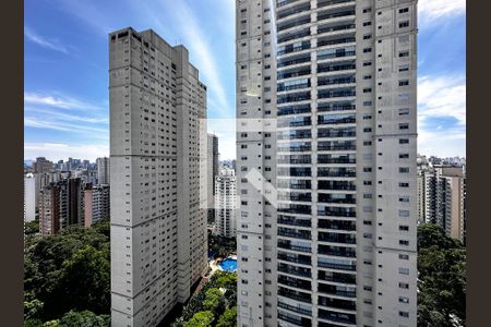 Vista Sala de apartamento para alugar com 2 quartos, 57m² em Cidade Monções, São Paulo