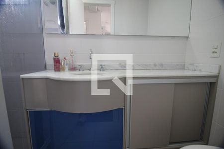 Apartamento à venda com 76m², 2 quartos e 1 vagaBanheiro