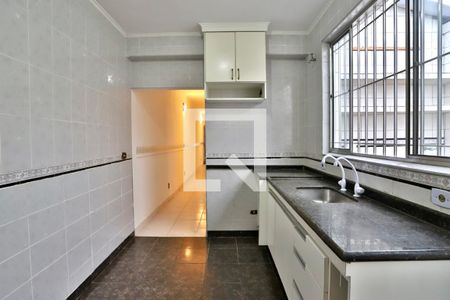 Casa à venda com 110m², 3 quartos e sem vaga Casa à venda com 110m², 3 quartos e sem vagaCozinha