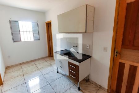 Sala/Cozinha de casa para alugar com 2 quartos, 50m² em Parque Pinheiros, Taboão da Serra