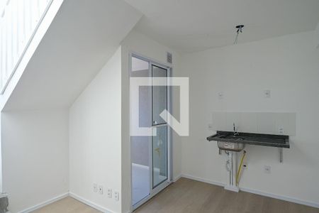 Sala/Cozinha de apartamento para alugar com 1 quarto, 80m² em Vila Moraes, São Paulo