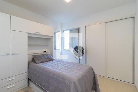 Quarto 1 de apartamento para alugar com 2 quartos, 57m² em Santa Terezinha, São Paulo
