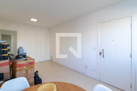 Sala de apartamento para alugar com 2 quartos, 57m² em Santa Terezinha, São Paulo