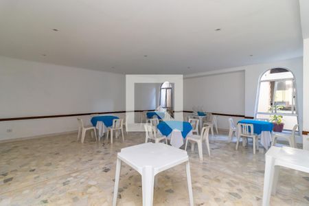 Apartamento para alugar com 57m², 2 quartos e 1 vagaÁrea comum - Salão de festas