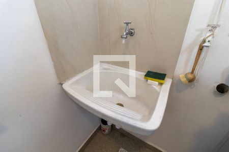 Apartamento para alugar com 57m², 2 quartos e 1 vagaÁrea de Serviço