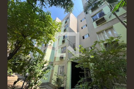 Apartamento à venda com 50m², 2 quartos e 1 vaga Apartamento à venda com 50m², 2 quartos e 1 vagaFachada do bloco