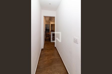 Apartamento para alugar com 77m², 2 quartos e 2 vagasCorredor