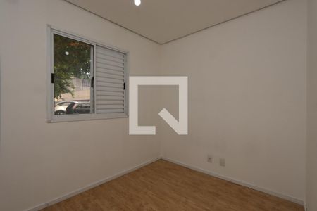 Quarto 1 de apartamento para alugar com 2 quartos, 47m² em Jardim Vila Formosa, São Paulo