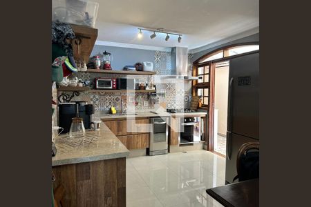 Casa à venda com 166m², 3 quartos e 3 vagasCozinha Americana