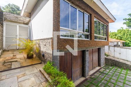 Casa à venda com 270m², 3 quartos e 5 vagasQuintal