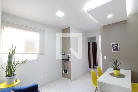 Sala de apartamento para alugar com 2 quartos, 60m² em Santa Mônica, Uberlândia