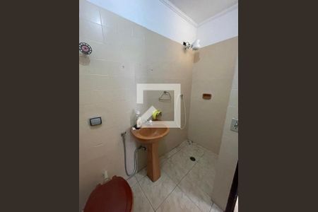 Casa à venda com 130m², 4 quartos e 3 vagasBanheiro da Suíte 2