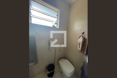 Casa à venda com 130m², 4 quartos e 3 vagasBanheiro da Suíte 1