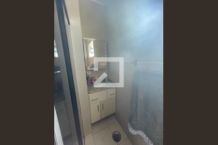 Casa à venda com 130m², 4 quartos e 3 vagasBanheiro da Suíte 1