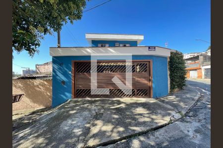 Casa à venda com 130m², 4 quartos e 3 vagasfachada